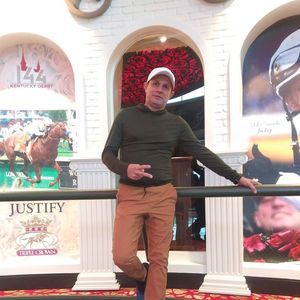 Meet your Posher, Bernardo